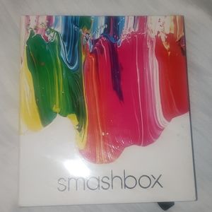 Smashbox eye and chic palette